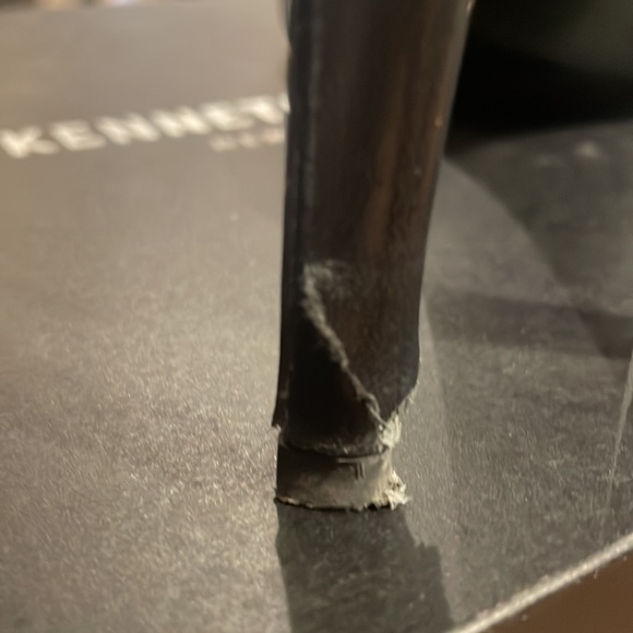 Kenneth Cole New York Brook Black Strappy Sandal Heels sz 8 - Picture 7 of 9